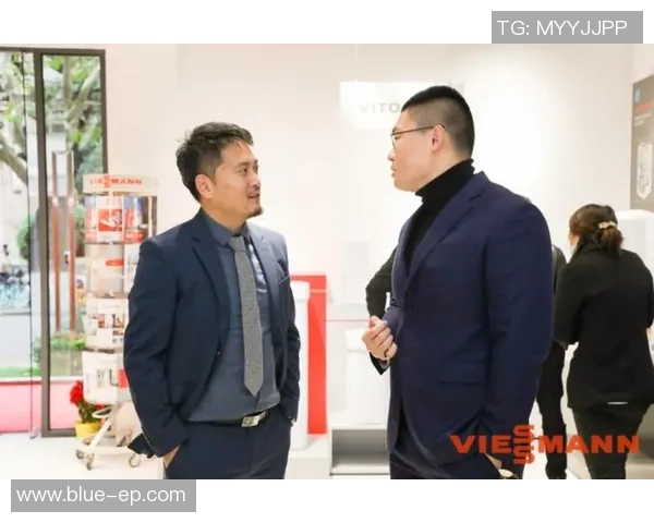 李安：从东方到西方的电影大师之路与文化交融的探索之旅